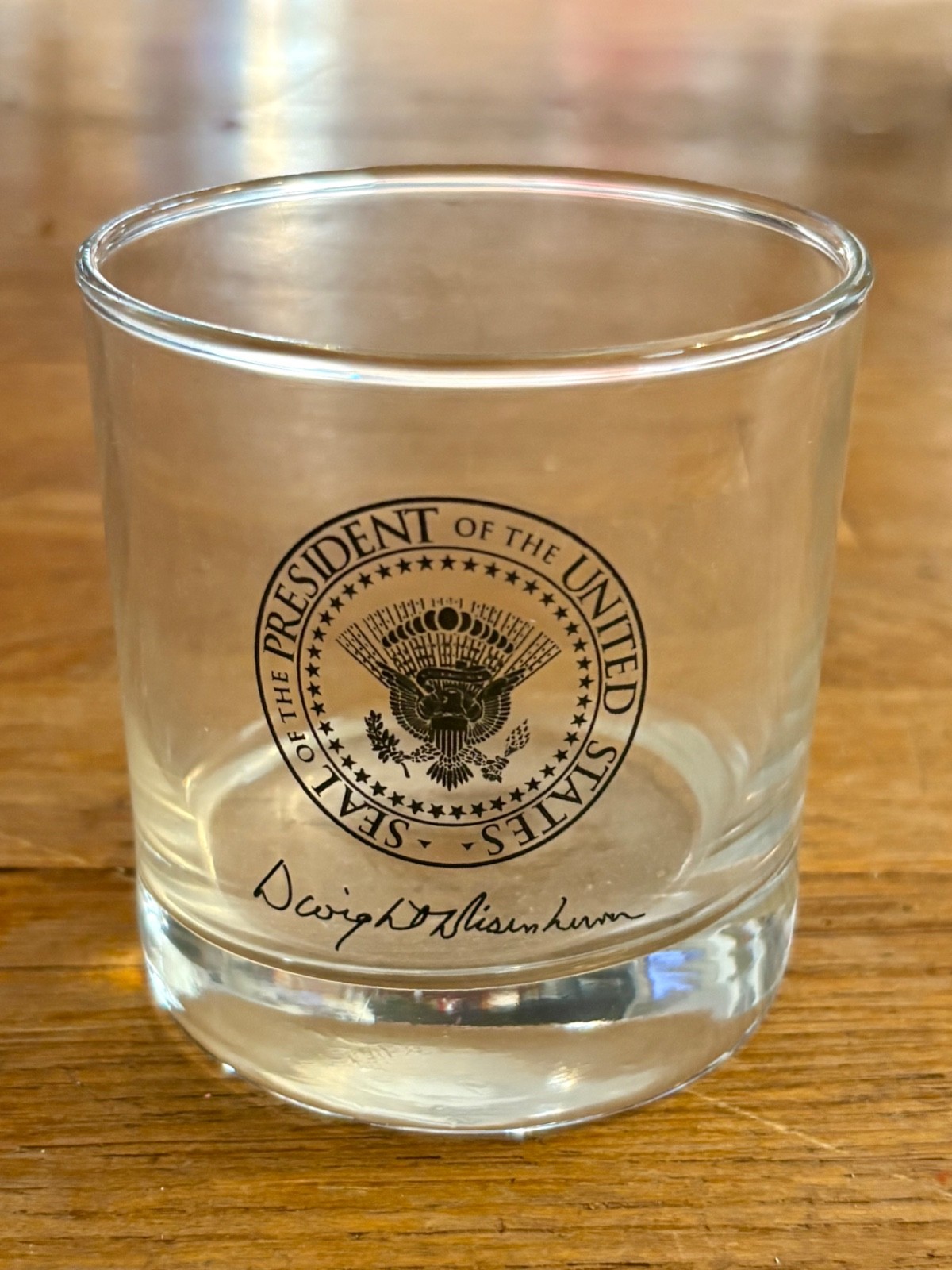 Vintage Presidential Seal whiskey glass Dwight Eisenhower
