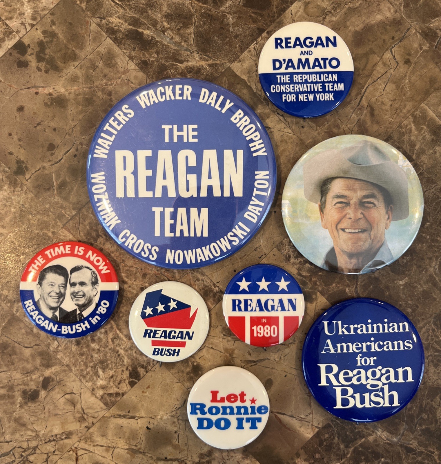 (8) Original 1980’s Ronald Reagan Presidential Campaign Pinback Button Lot