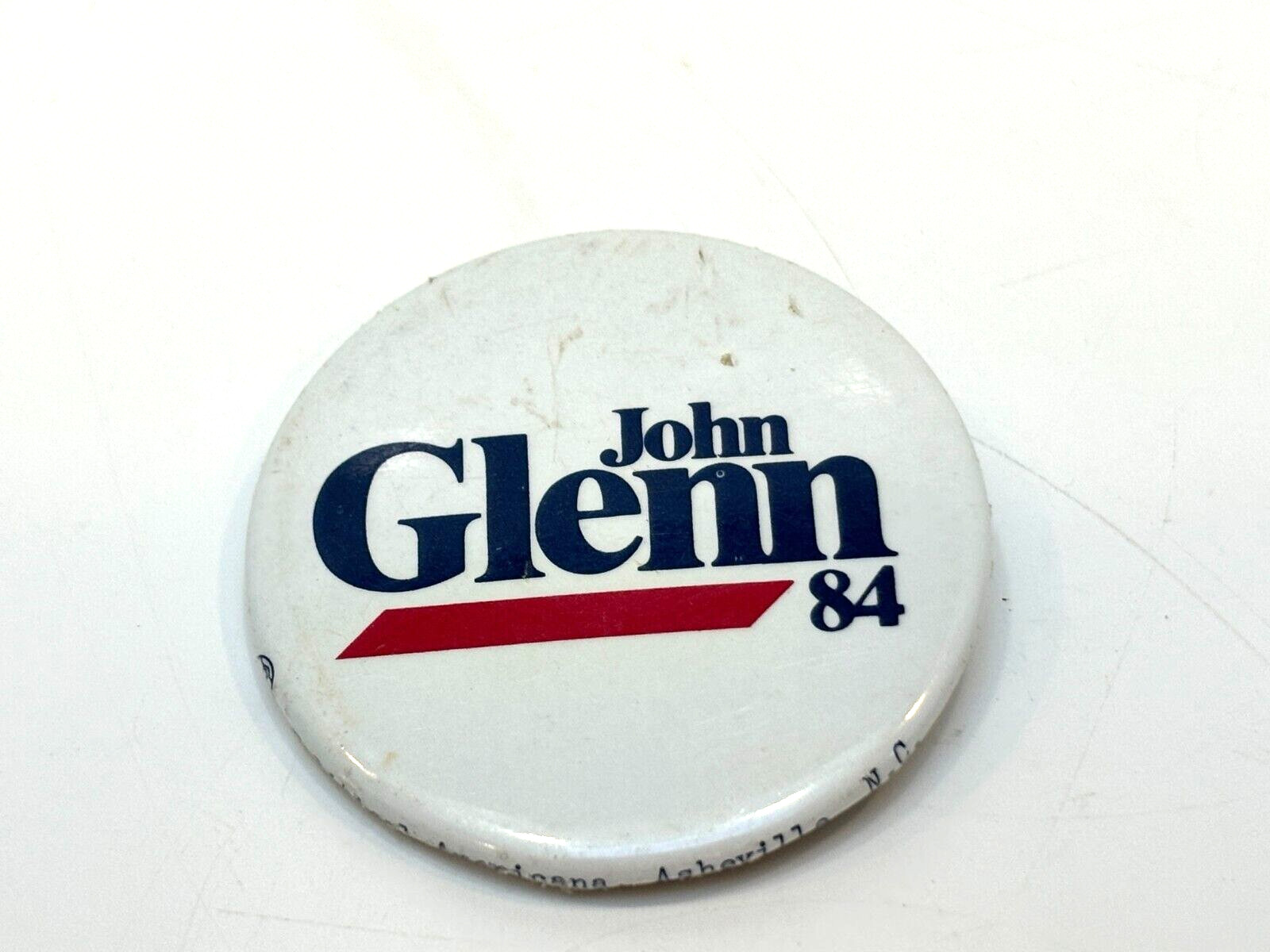 Vintage 1984 John Glenn Presidential Campaign Political Pin 1 5/8″