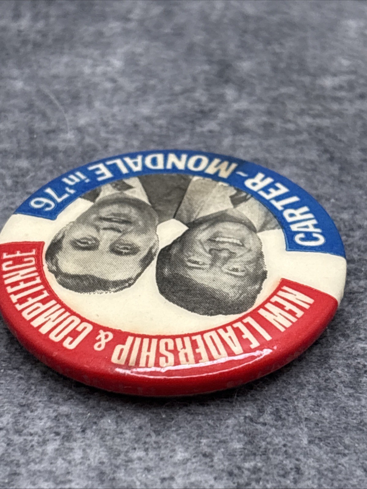 1976 Jimmy Carter & Walter Mondale – 2.25″/ Presidential Campaign Button(Pin04m)