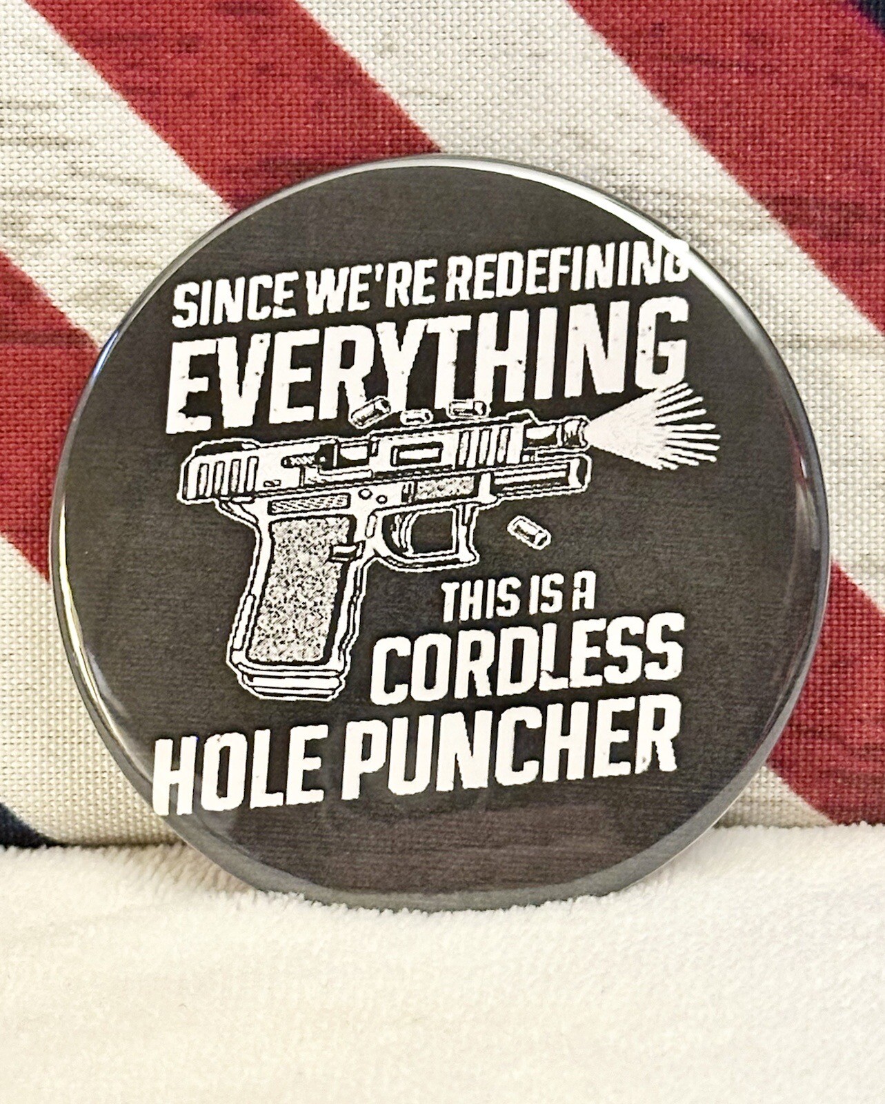 Donald Trump 2024 Anti-Biden “Satire” Political Campaign Pin-Back Button – 3″👀