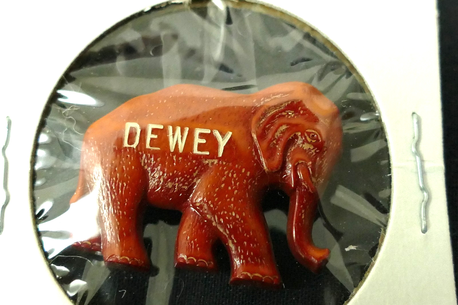 1948 Thomas E. Dewey Bakelite? Red Elephant GOP Campaign Button Pin Pinback 1+”