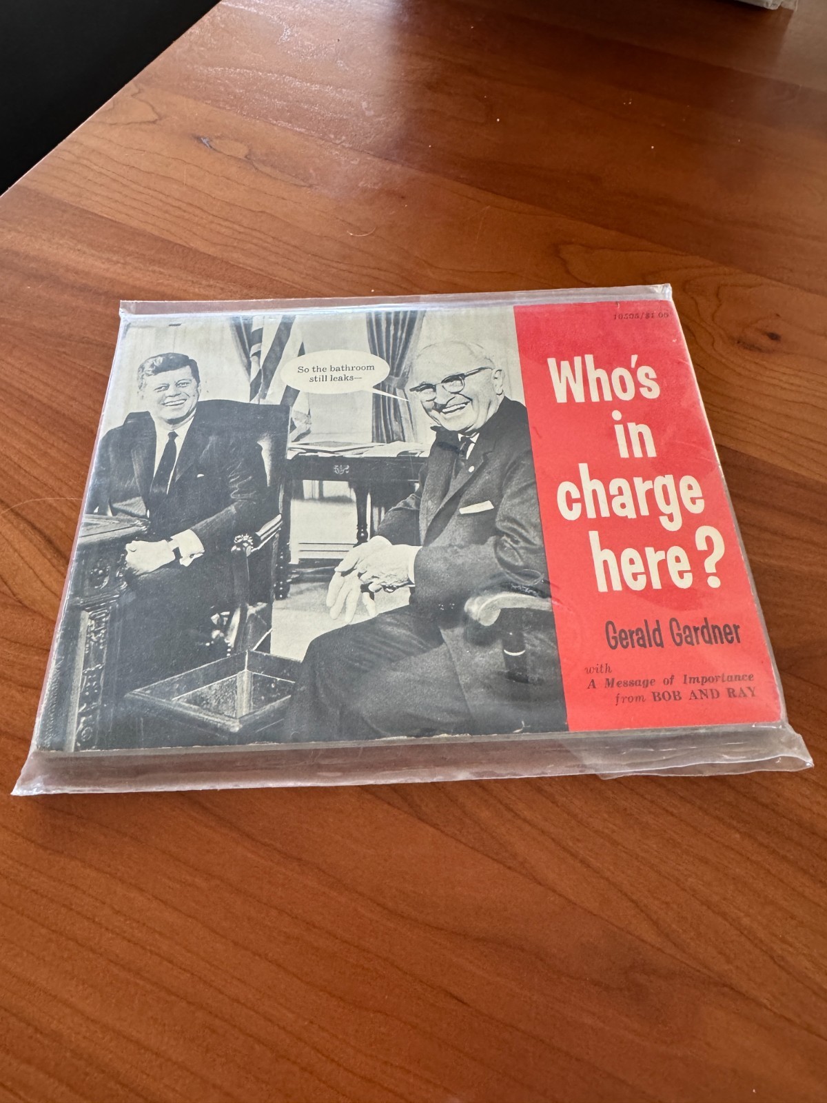 FREE SHIP! Vintage Who’s in Charge Here Gardner 1962 Political Jokes