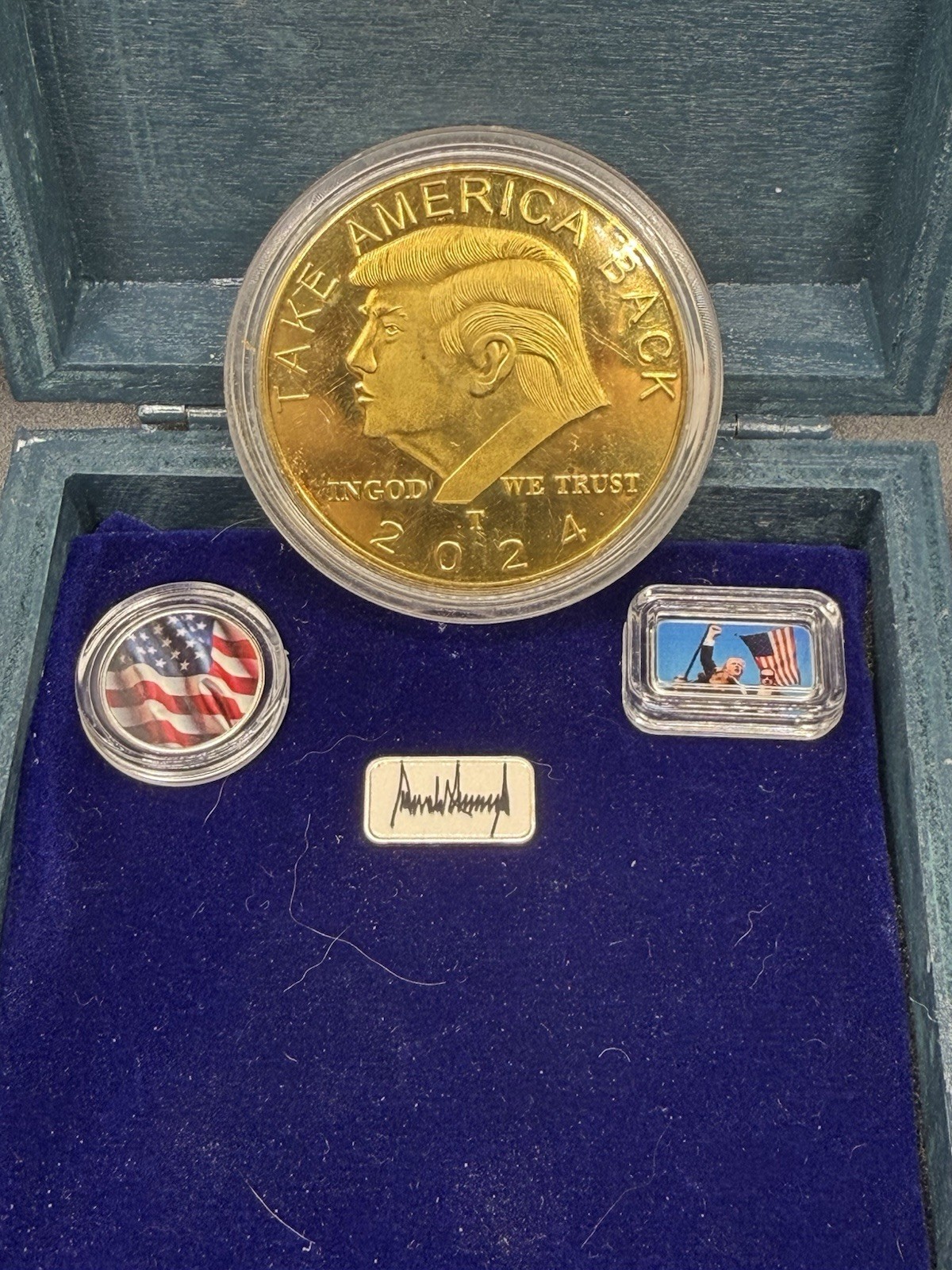 Trump 2024 Commemorative Coin + 3x 1 Gram Silver Bars Take America Back Set