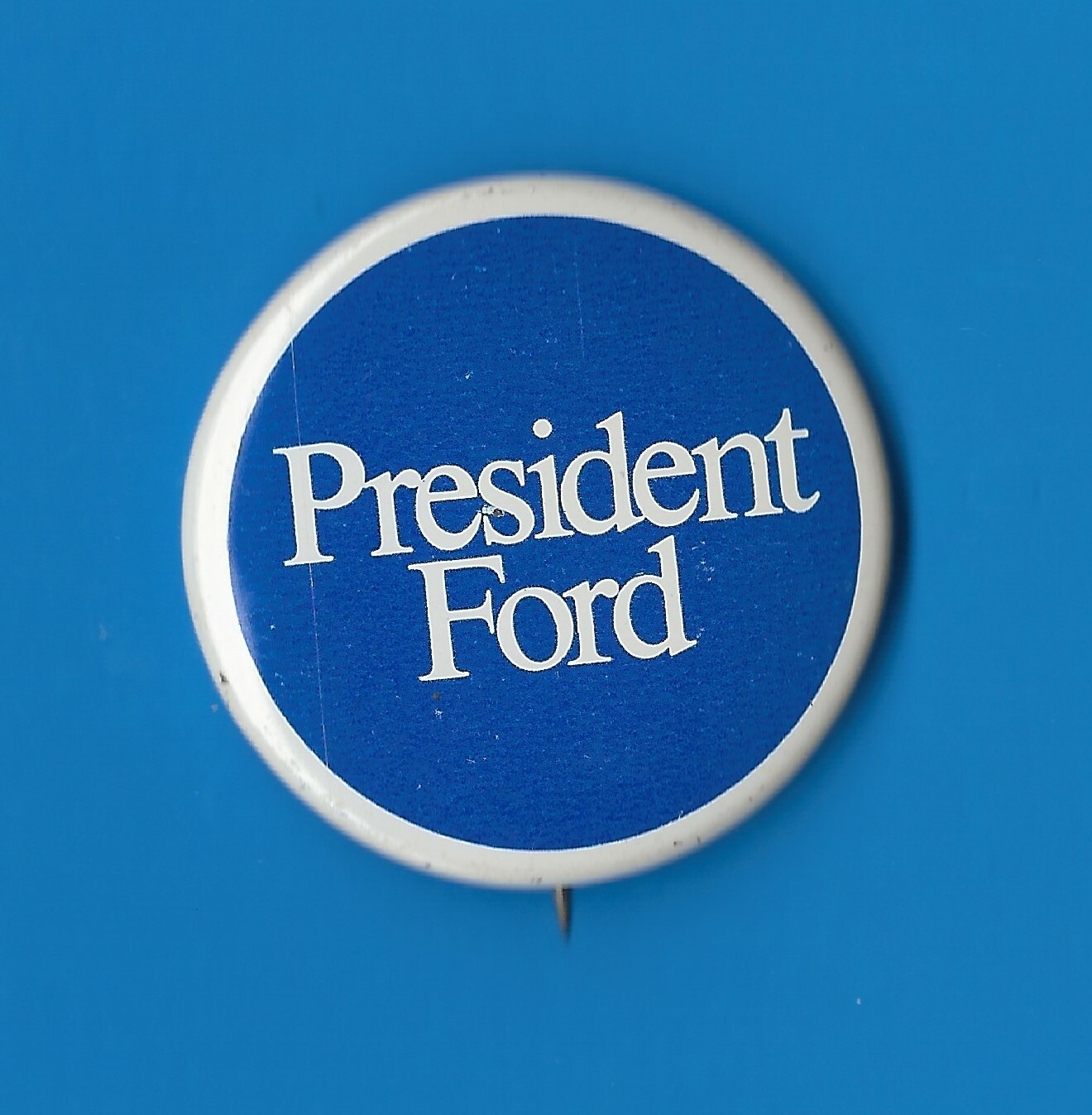 1976 Gerald R Ford 1-1/2″ / “OFFICIAL” Presidential Campaign Button(Pin11)