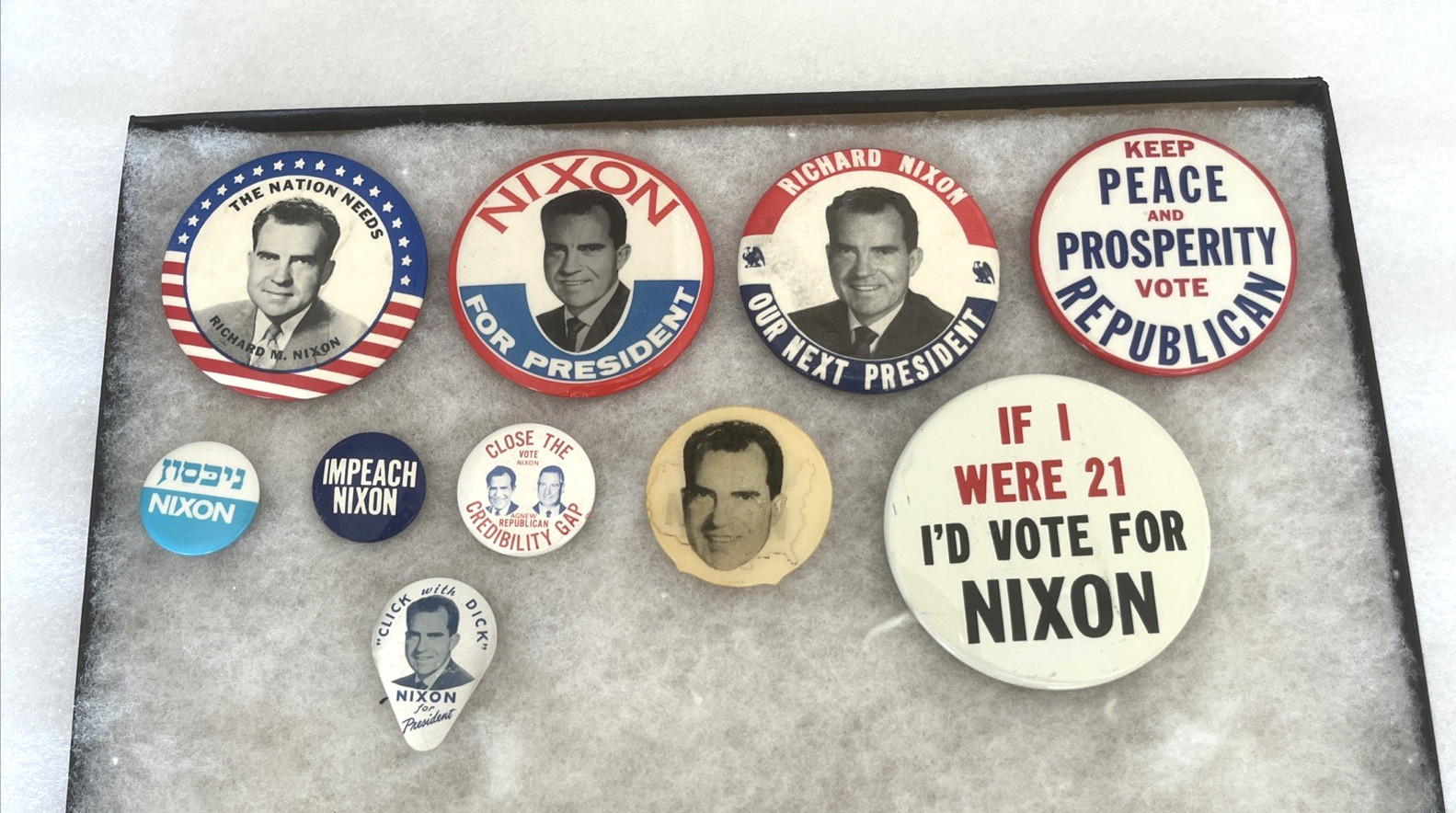 Lot of 10 different Original Richard Nixon Political Campaign Pins