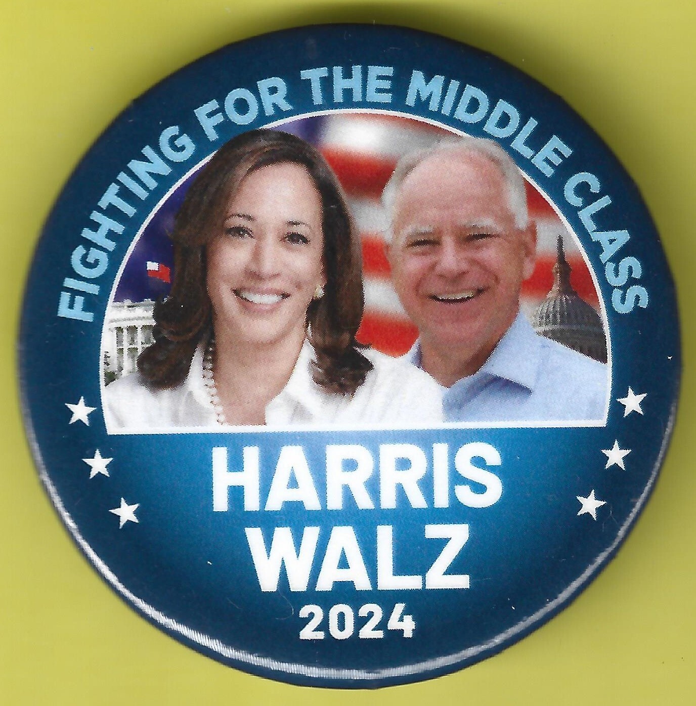 2024 Harris & Walz – 2.25″/ “Fighting for the Middle Class” Campaign Button(P15)
