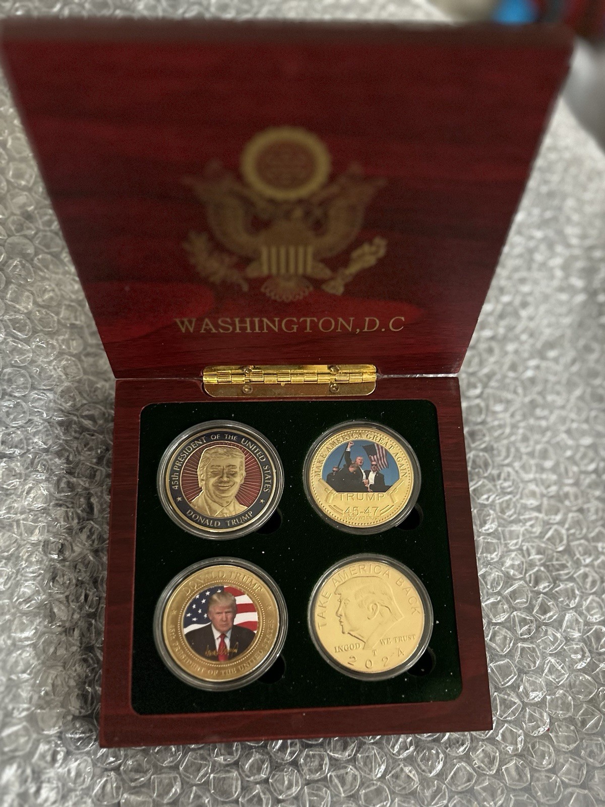 TRUMP CHALLENGE COIN GOLD PRESIDENT PHOTO USA FLAG REPUBLICAN MAGA GOP DONALD