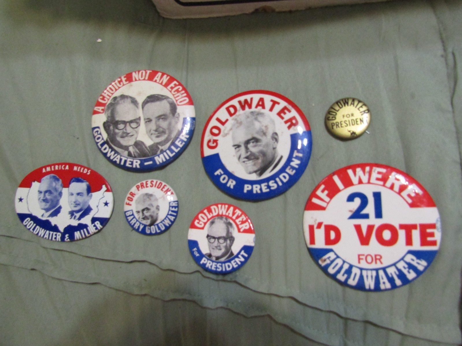 RARE BARRY GOLDWATER LOT President political campaign pin button Miller Vari-Vue