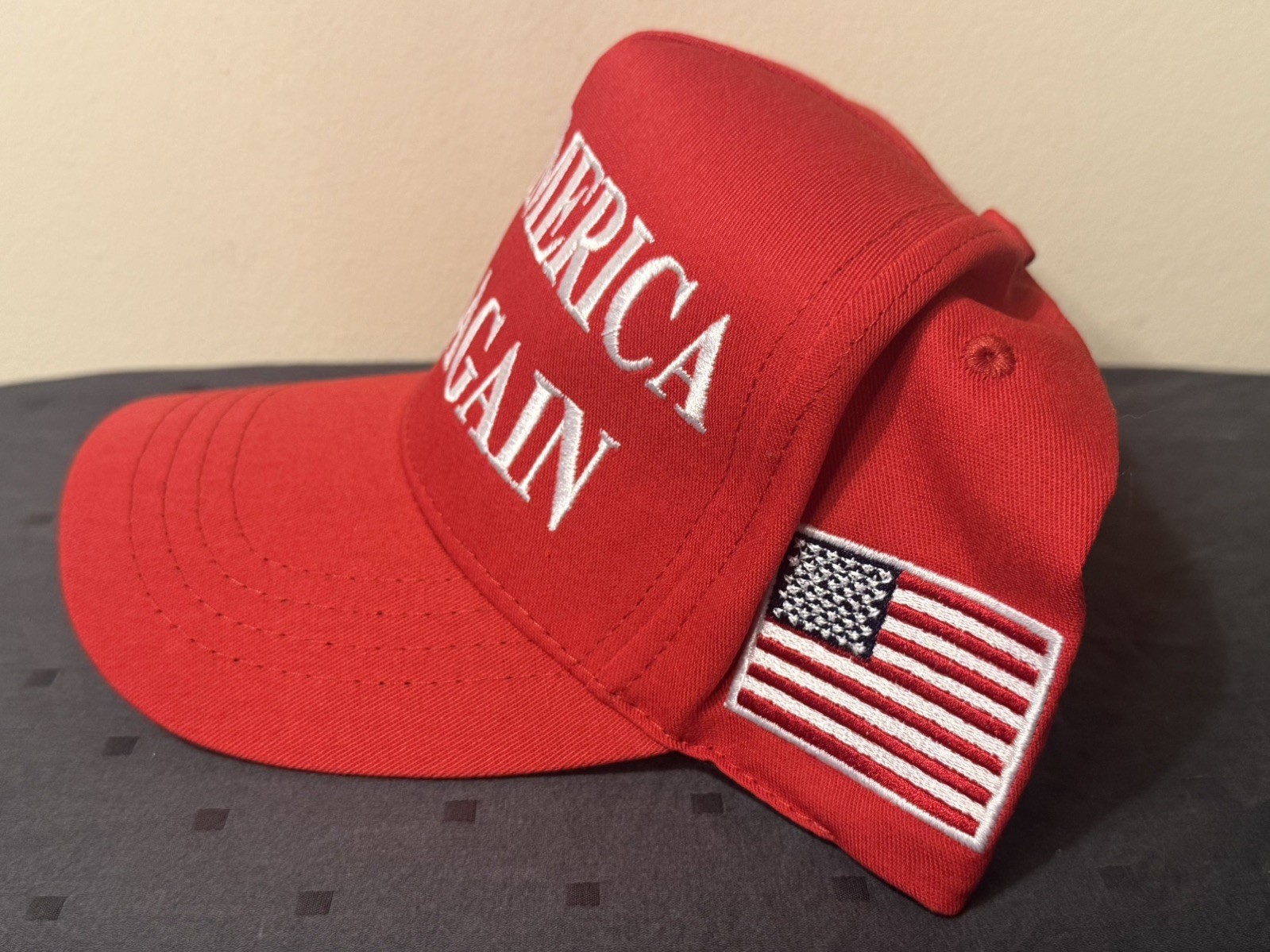 RED & WHITE MAGA HAT – MAKE AMERICA GREAT AGAIN — CALI FAME HAT – AUTHENTIC