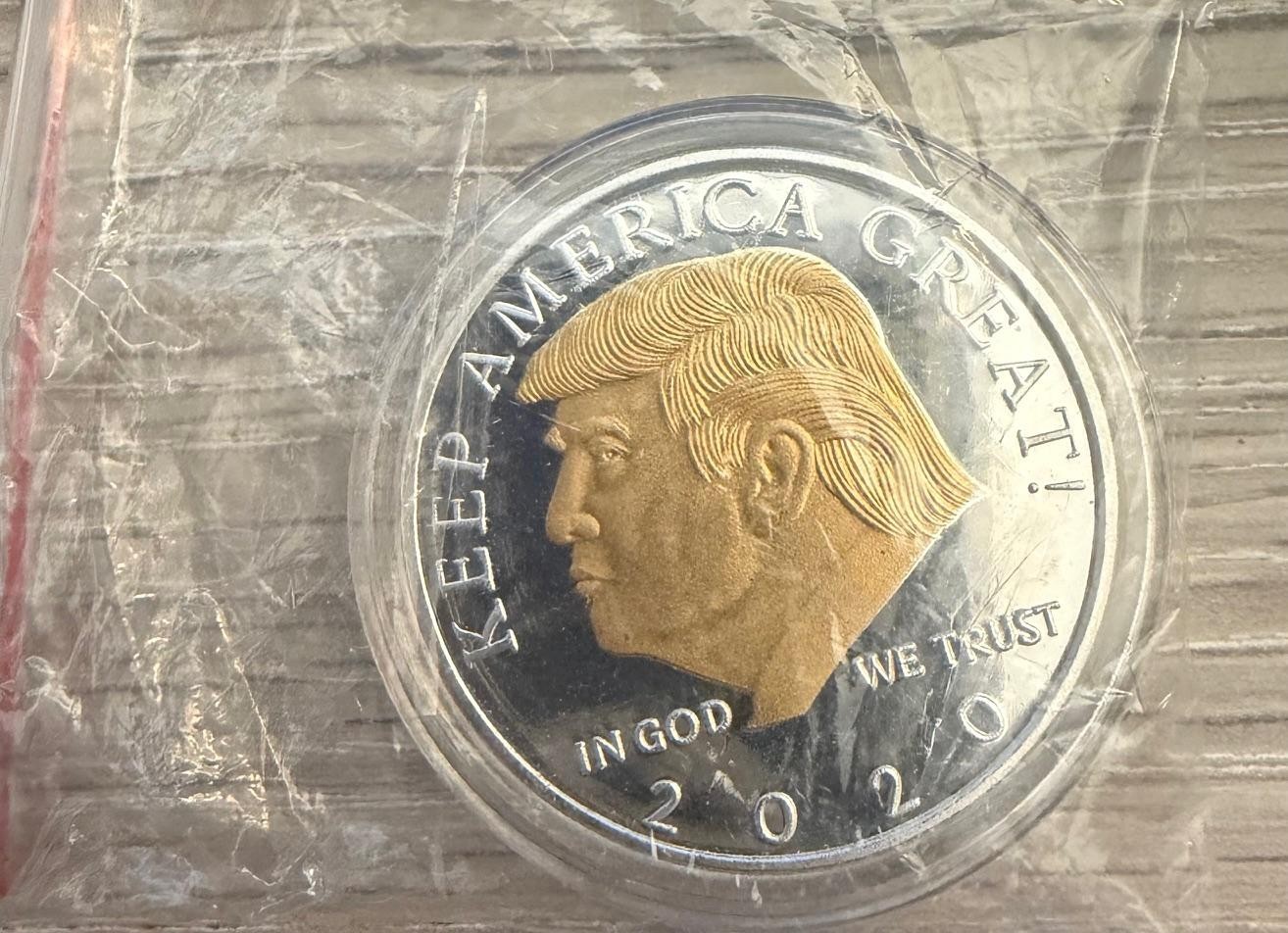 DONALD TRUMP 2020 SILVER GOLD Plated RARE COIN 45th President KEEP AMERICA GREAT