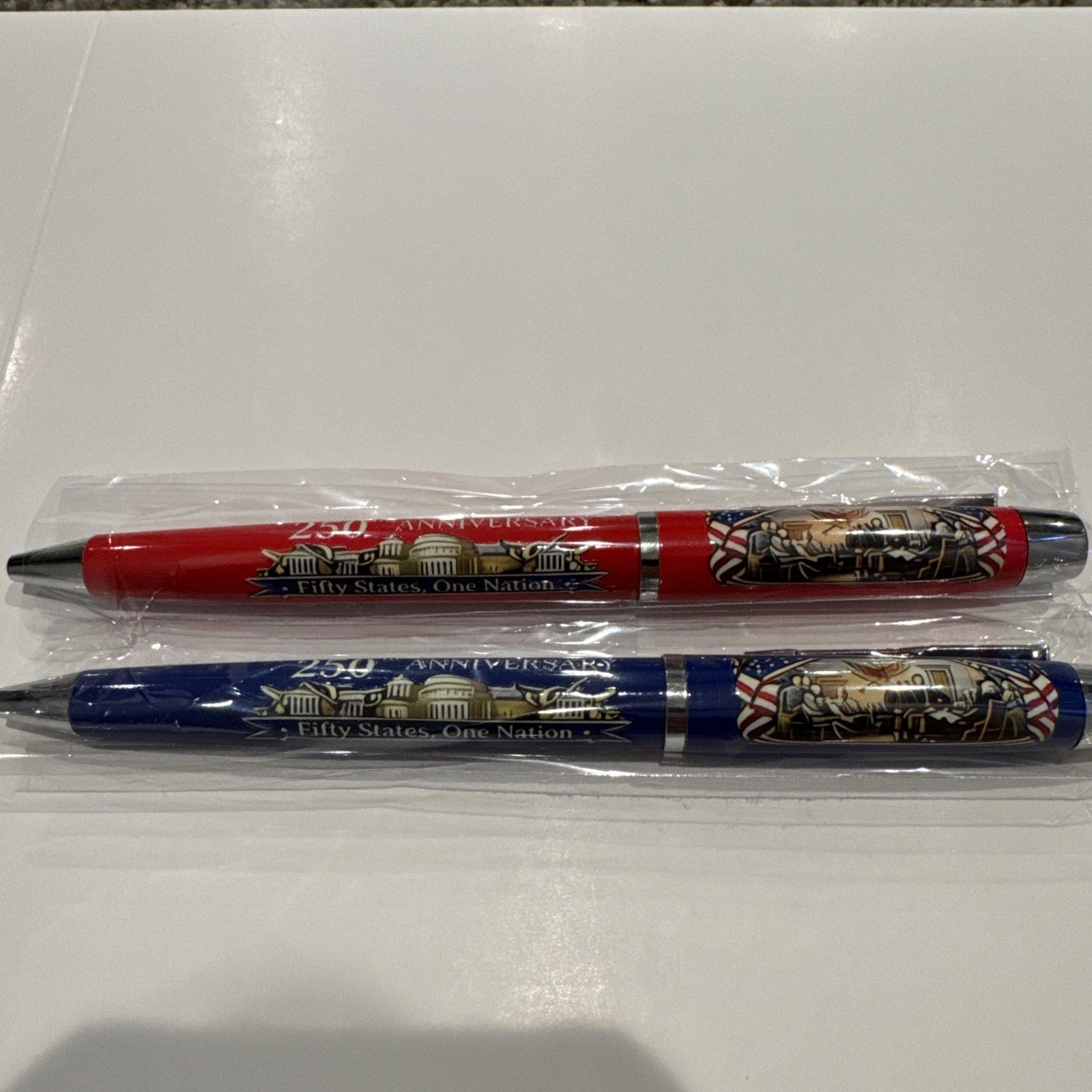 PEN (2) BLUE+RED REPUBLICAN GOP EAGLE SEAL GOLD SIGNATURE PRESIDENT New gift box