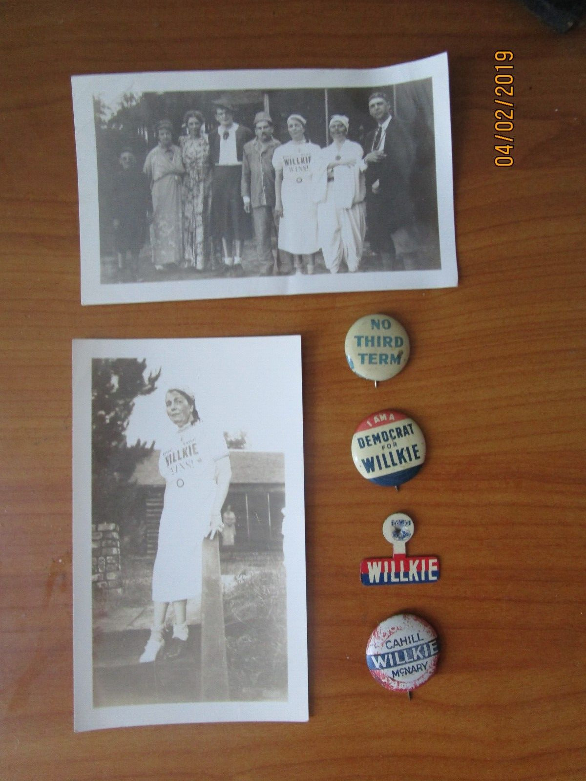 1940 Political Campaign WILLKIE WINS PHOTO 3rd Term DEMOCRATS for WILLKIE PINS
