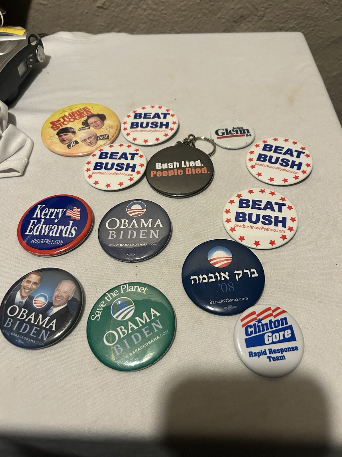Barack Obama Joe Biden Bush Clinton Political Campaign Pins Buttons Lot Of 13