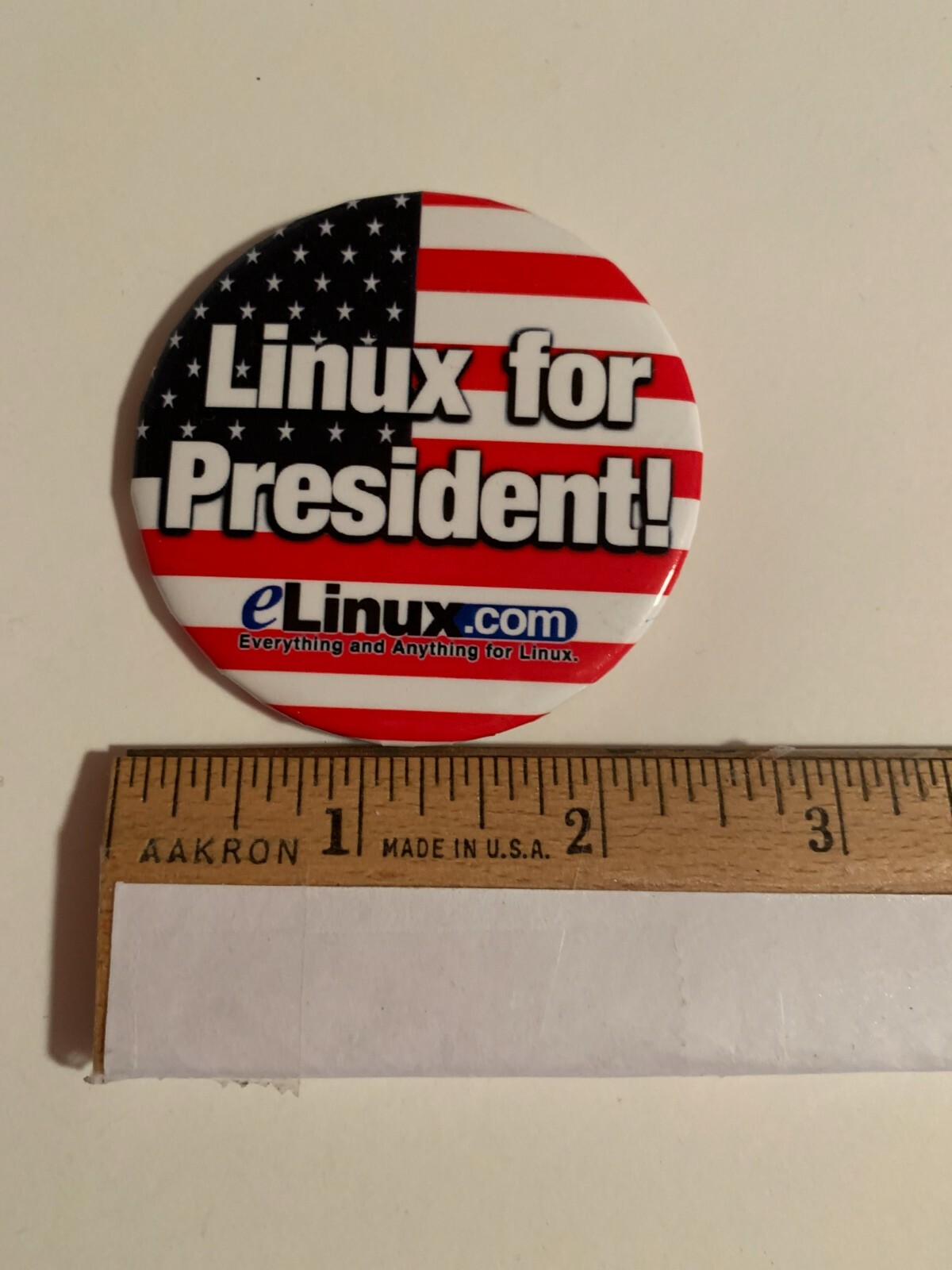 LINUX FOR PRESIDENT PIN PIN BUTTON CAMPAIGN PIN 2 1/2″ IN DIAMTER
