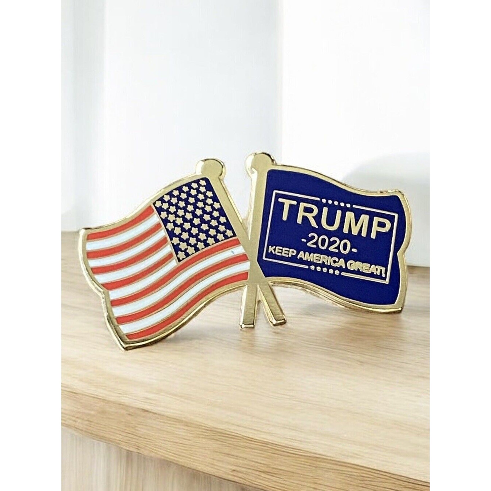Trump Lapel Pin 2020 American Flag NEW Free shipping