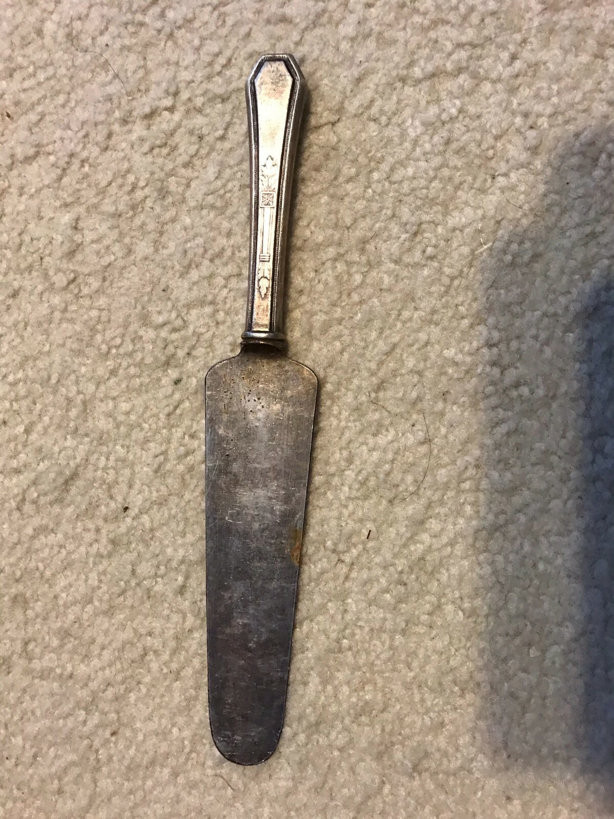 Super Cool ANTIQUE VINTAGE COLLECTIBLE SILVER Knife 9.75″ Wm ROGERS & SON.