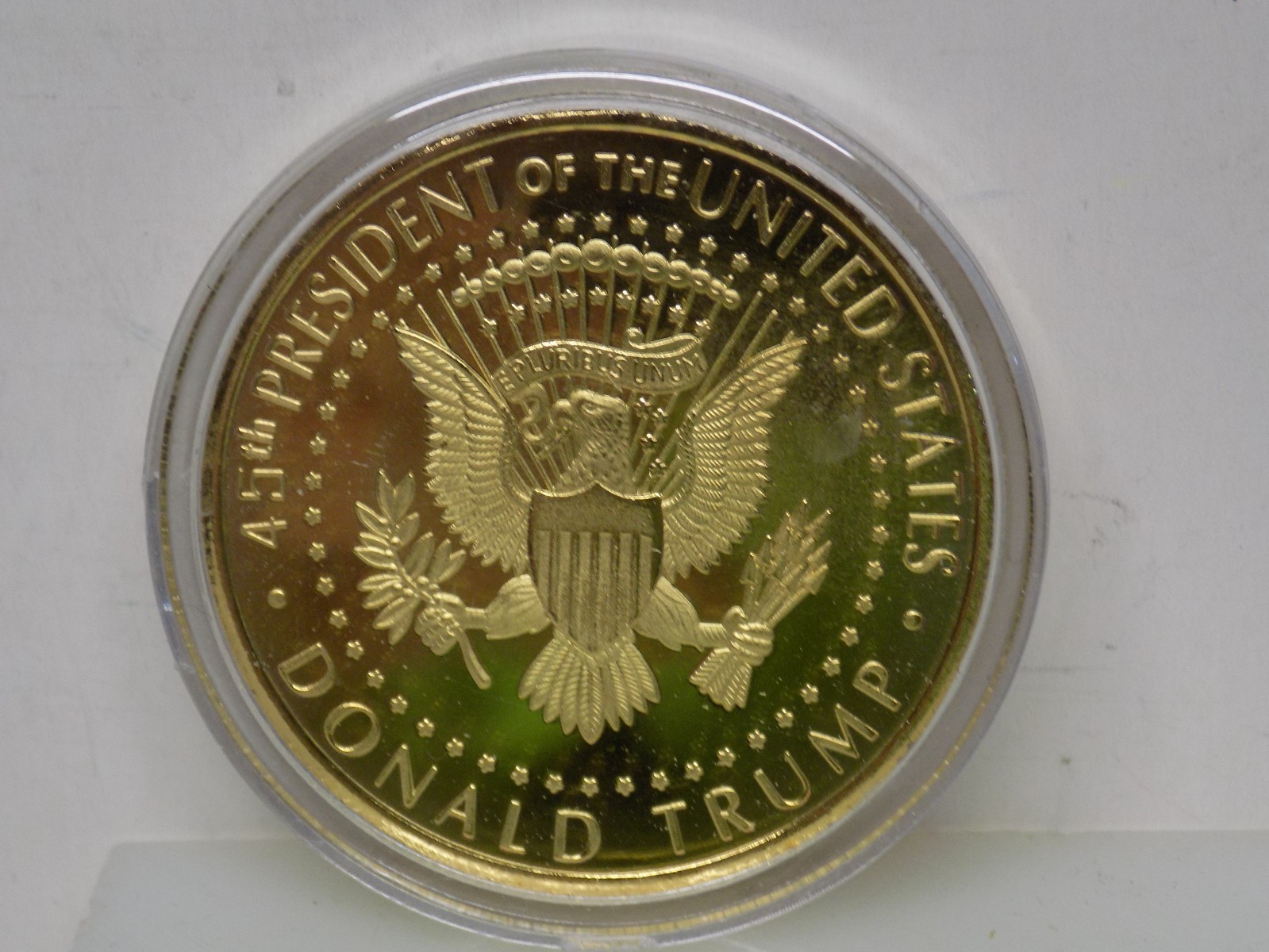 Presidential Mint – 2018 DONALD TRUMP 45th President Gold Plated Metal Round