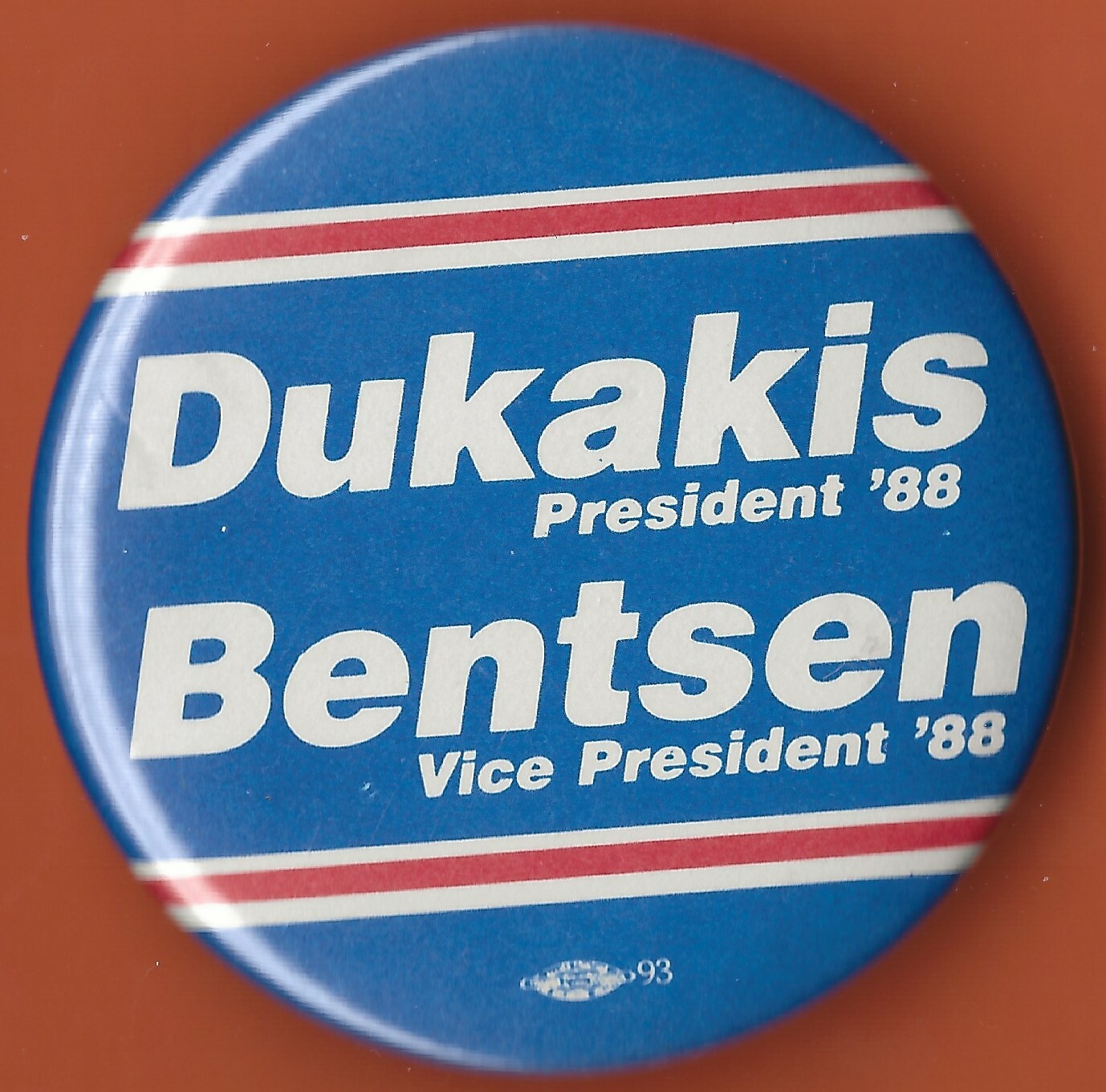 1988 Michael Dukakis & Lloyd Bentsen 2.25″ / Presidential Campaign Button(Pin11)