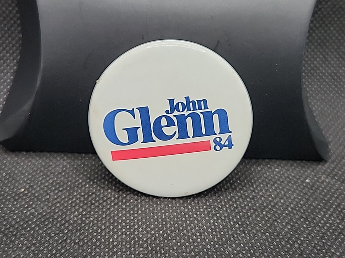 1984 John Glenn Button Pinback Pin 1.75″ Political Presidential Campaign