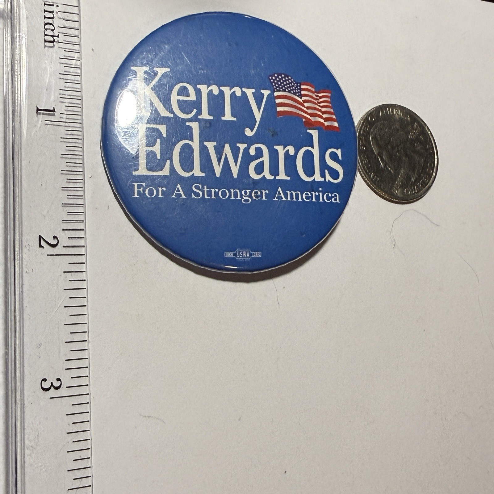 JOHN KERRY / JOHN EDWARDS For a Stronger America 2 1/4″ campaign button / pin