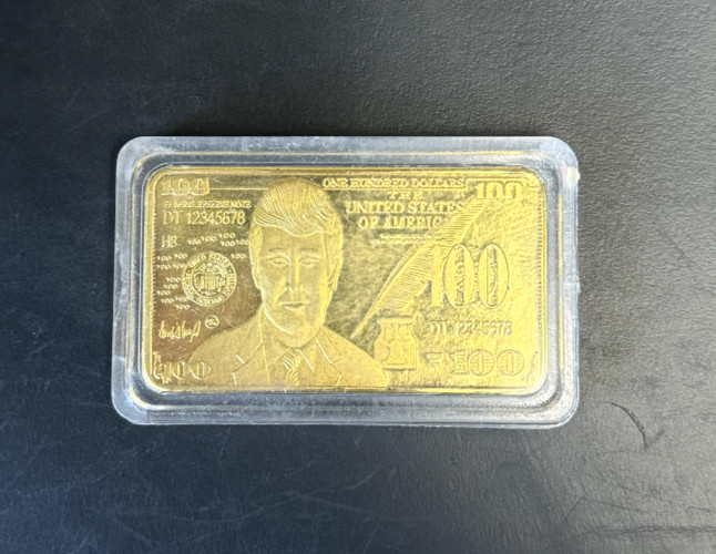 Donald Trump 24K Gold Plated $100 Bar, Collectable Coin/Bar