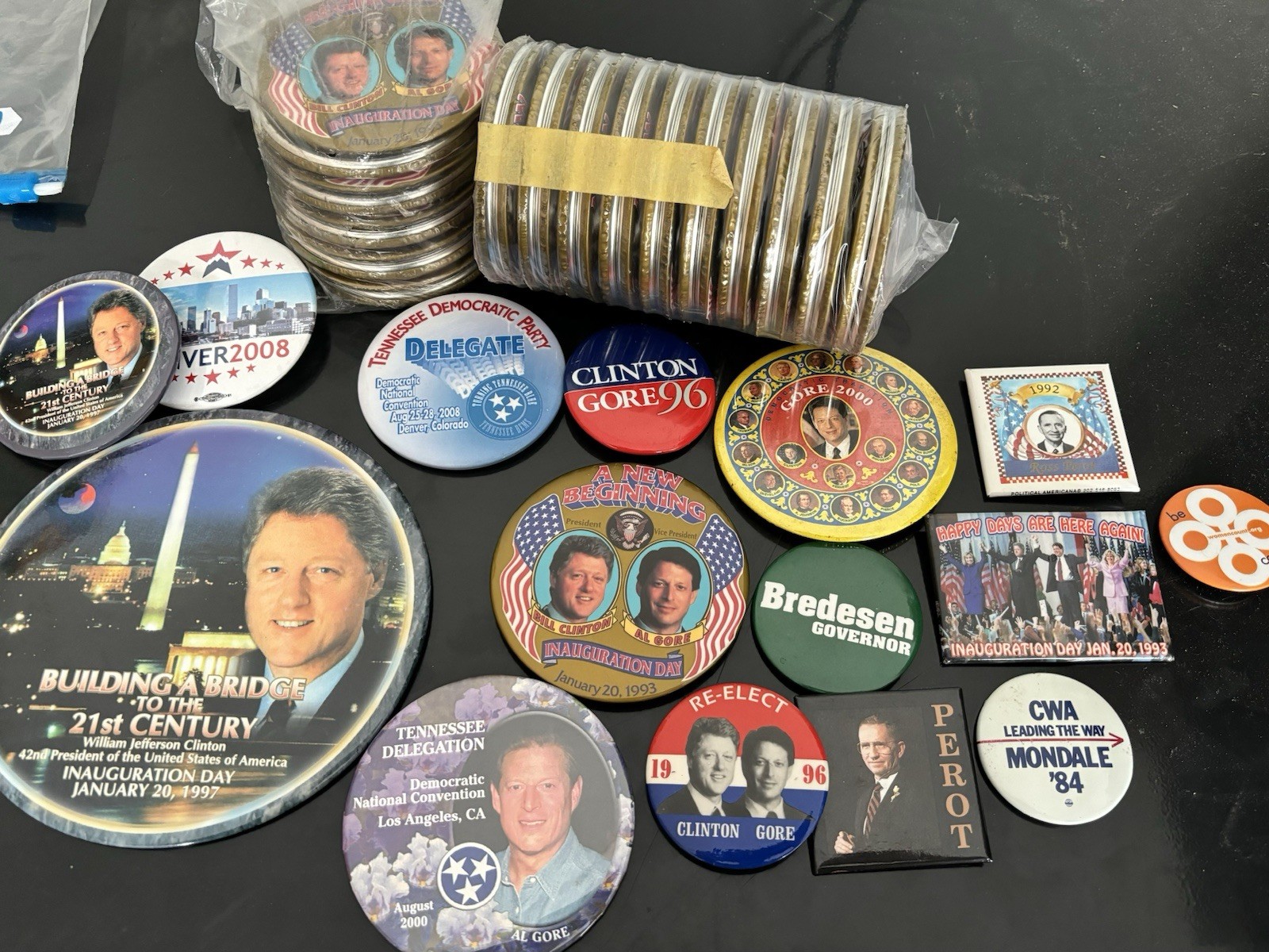 Clinton Inauguration Pins And Other Political Pins ￼