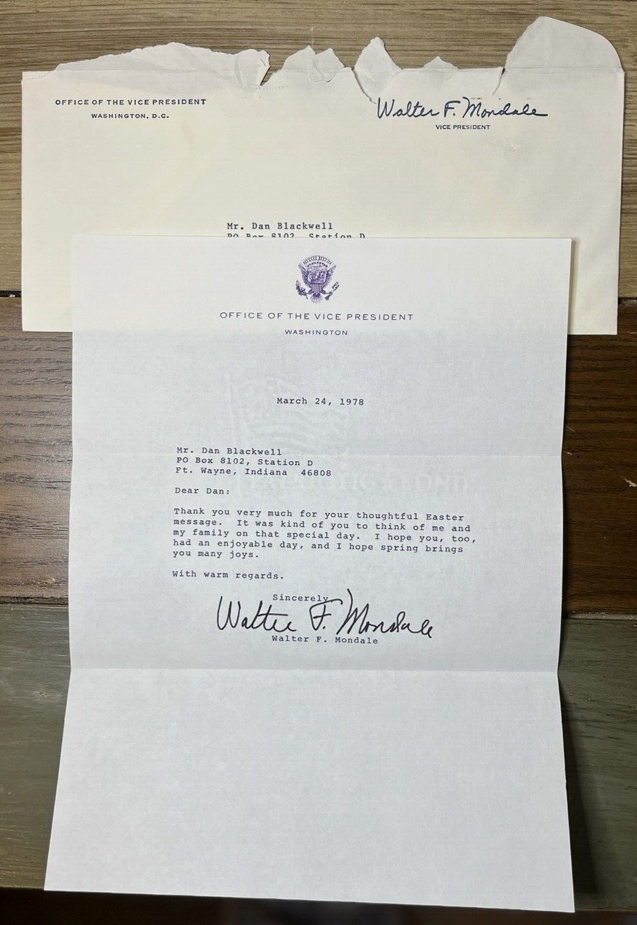 1978 VP Walter Mondale Auto Signed Easter Thank You Letter Free Frank Envelope