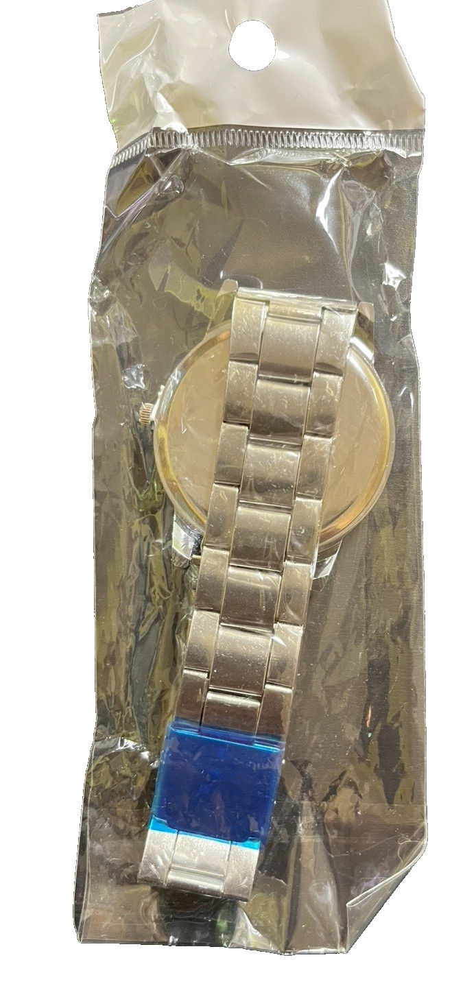 New Sealed Donald Trump 2020 Keep America Great Mens Watch