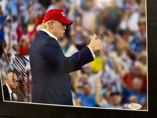 Framed President Donald Trump Signed Rally Photo JSA Certified Signature Auto