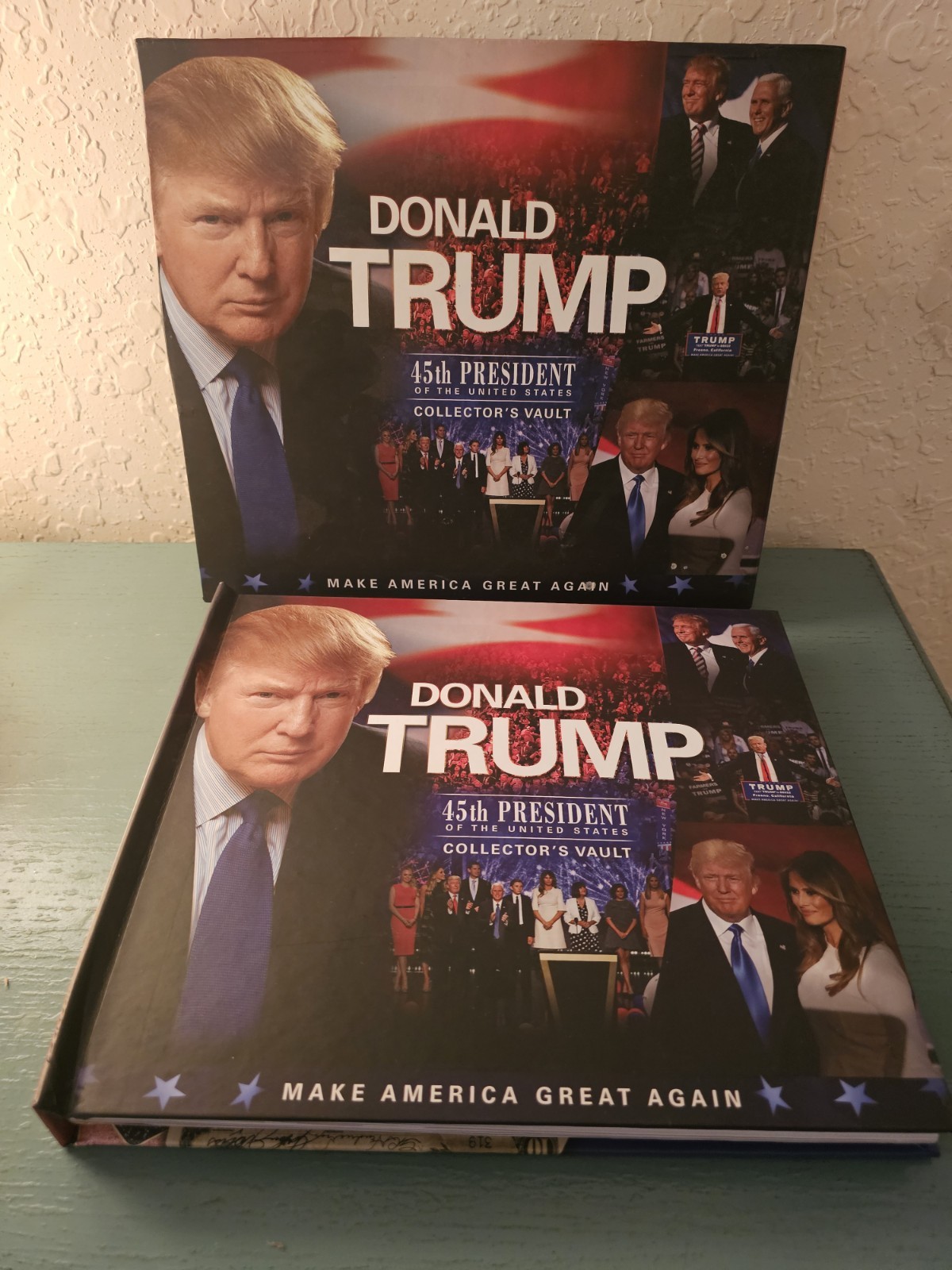 2017 Donald Trump Collector’s Vault Book W/Button, Ticket Stubs & Other…