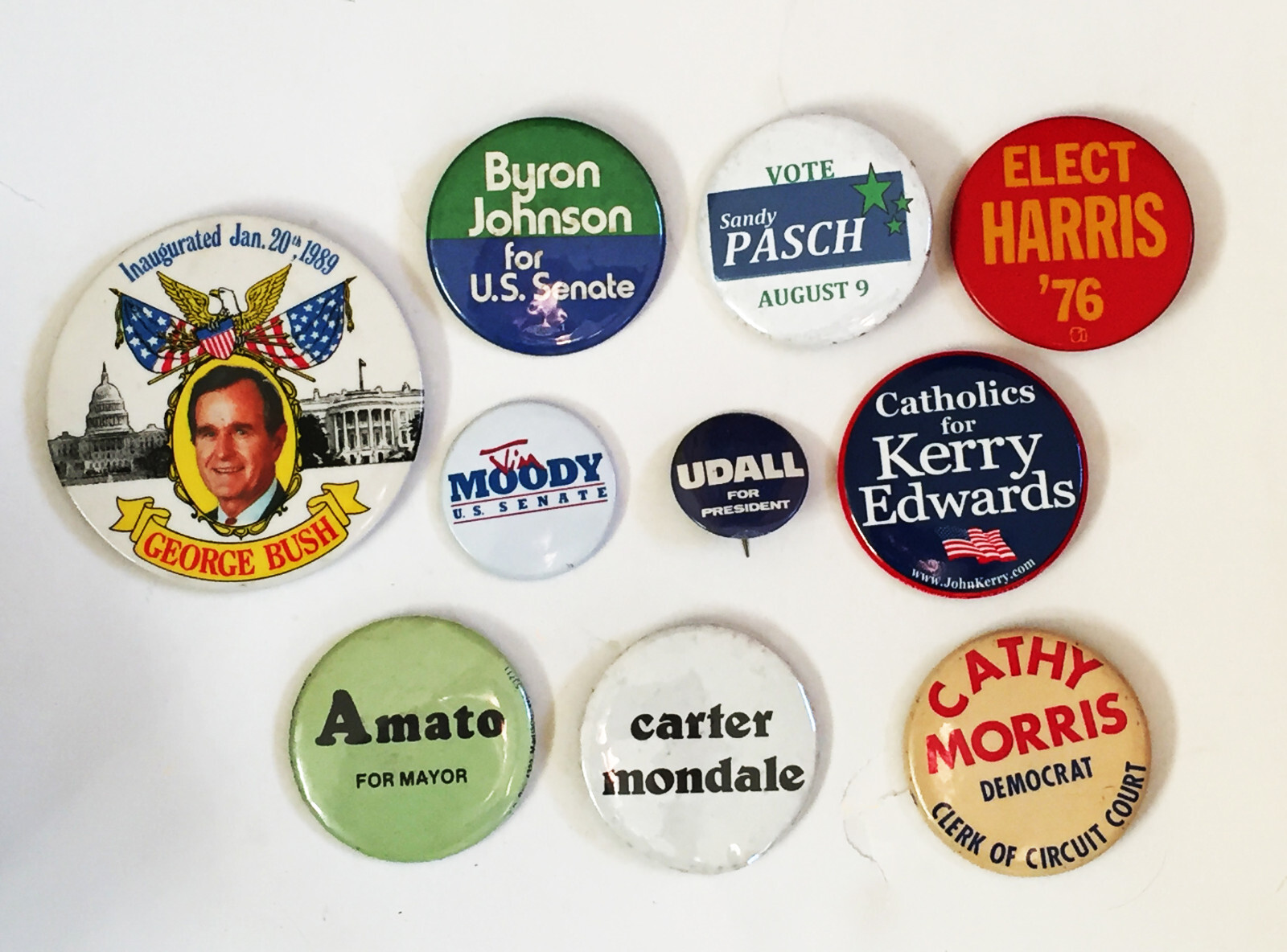 Political Campaign Carter Mondale Bush Kerry 70s and 80s Pinback Button Pins Lot