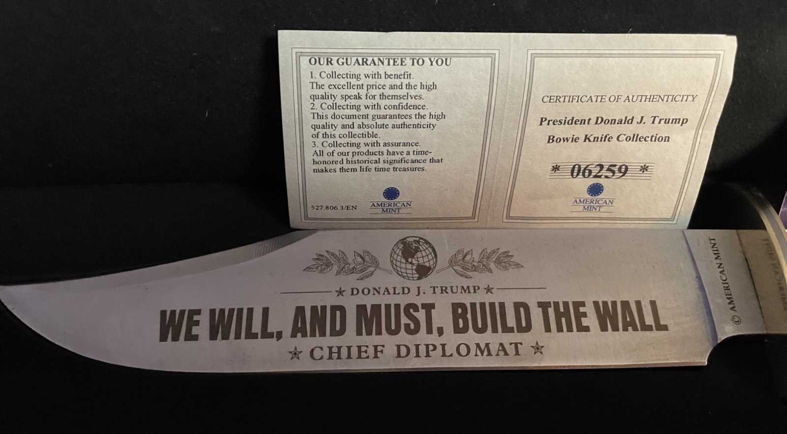 President Donald Trump “We Must Build The Wall” 12.7 inch Bowie Knife New in box
