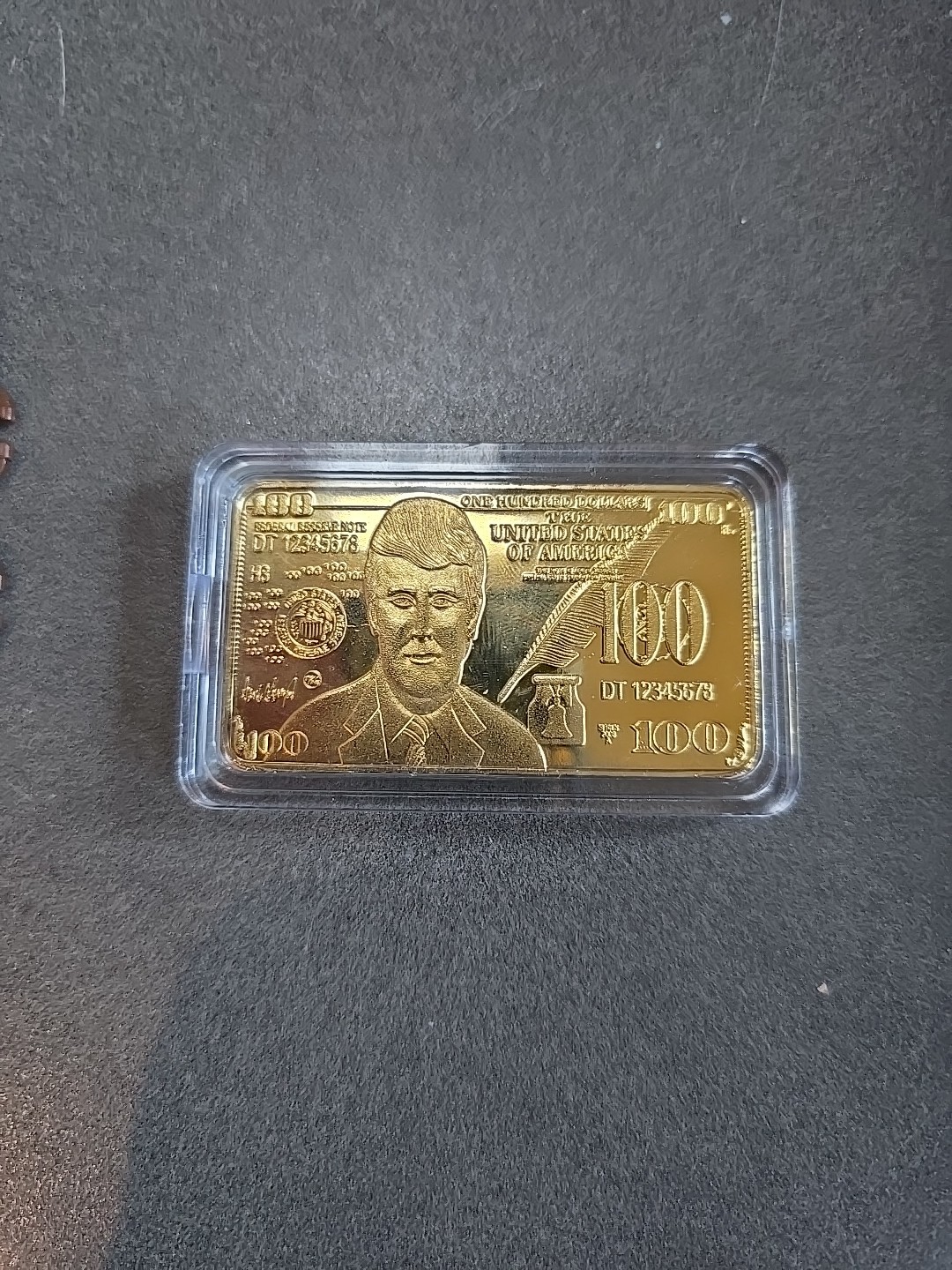 Donald Trump Gold Foil Bullion Hundred Dollar Art Bar US President Coin Gifts