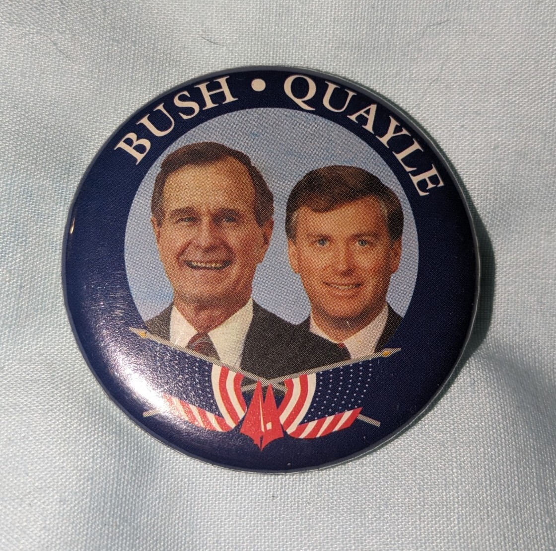 1988 George H.W. Bush & Dan Quayle 3″ / Presidential Campaign Button