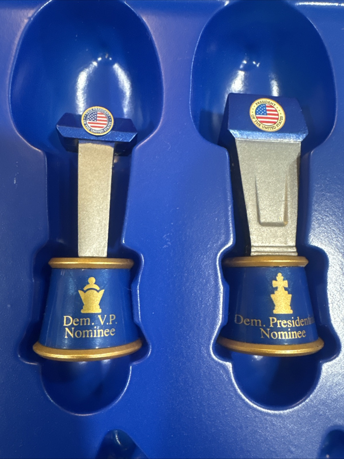 2020 Battle For The White House Democrat & RepublicansChess Piece