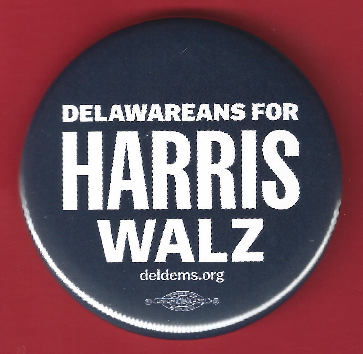2024 Harris & Walz – 2.25″ / “Official – Deleware” Campaign Button(Pin45)