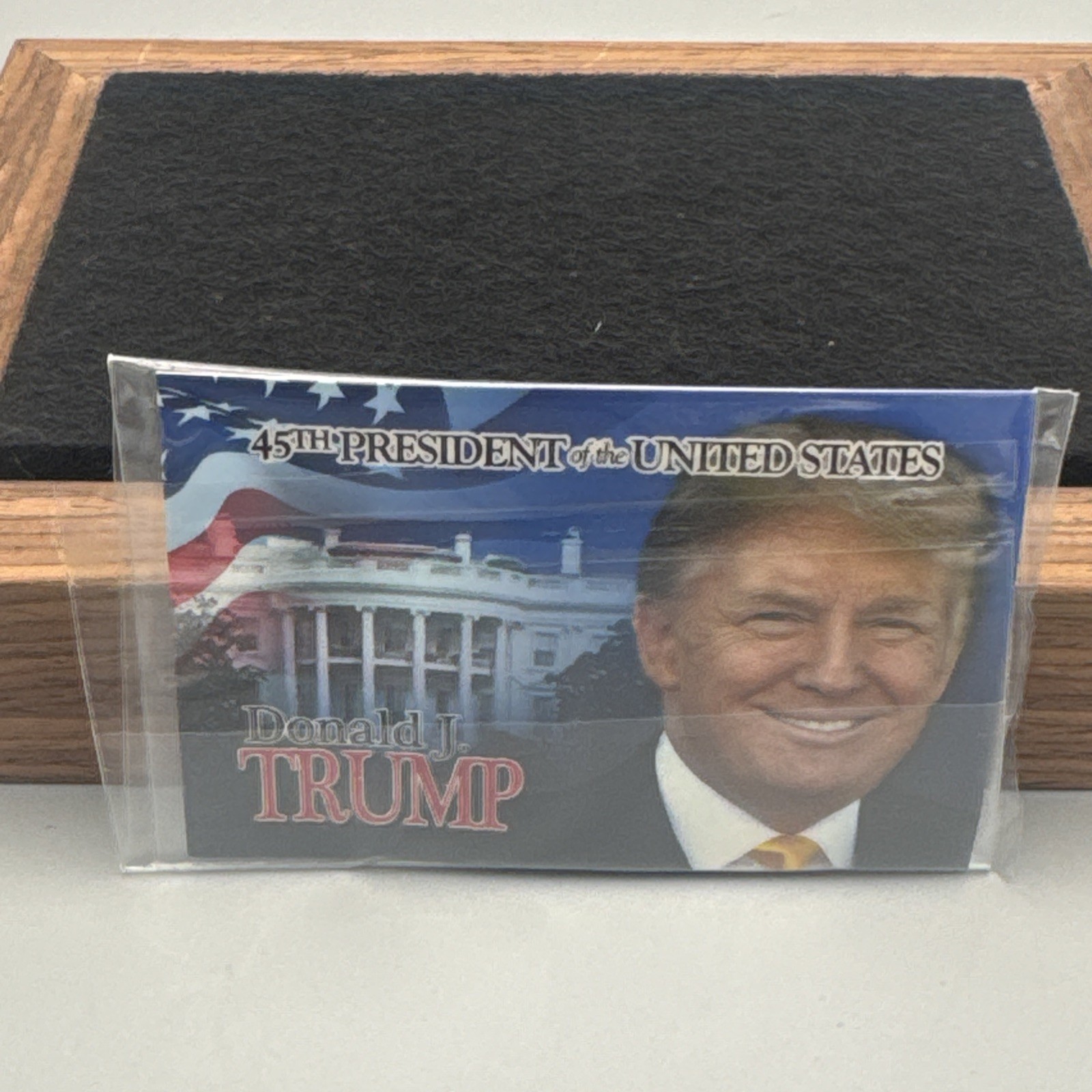 DONALD TRUMP 45th President 2016 OFFICIAL U.S. JFK Half Dollar Coin