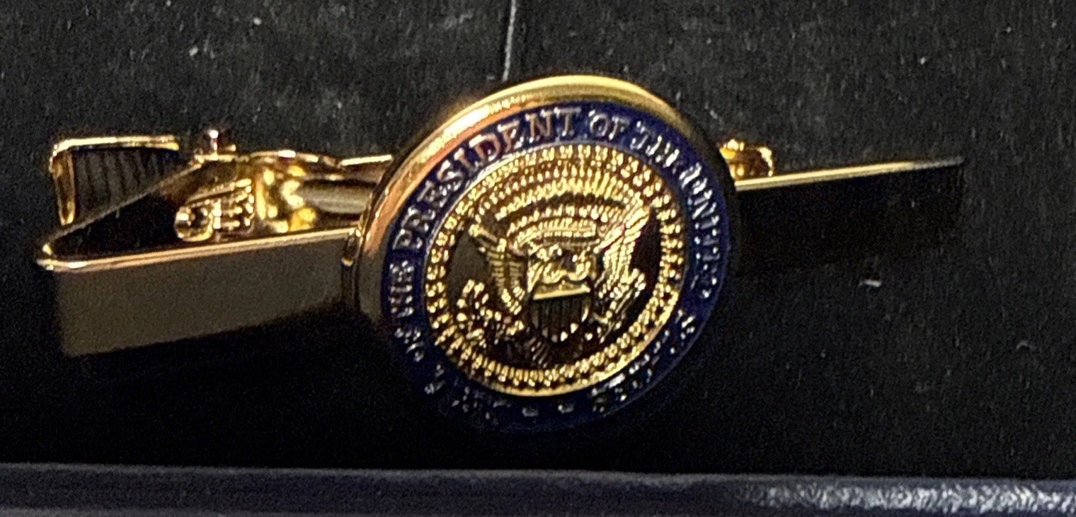 Presidential tie clip diecast – Presidential seal tie clip