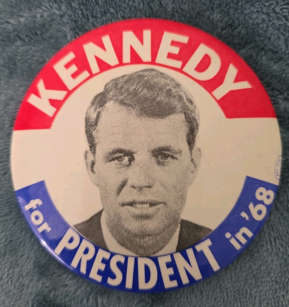 EUC Political Button Robert Kennedy / Kennedy For President In ‘68