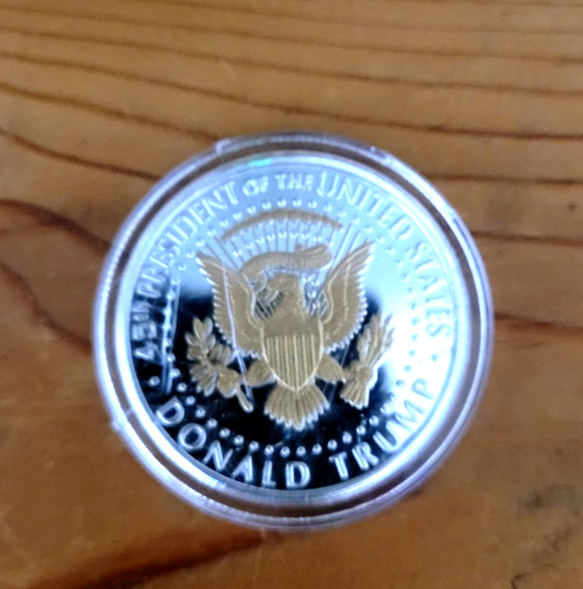 DONALD TRUMP 2020 SILVER GOLD Plated Rare Coin 45 President Commemorative