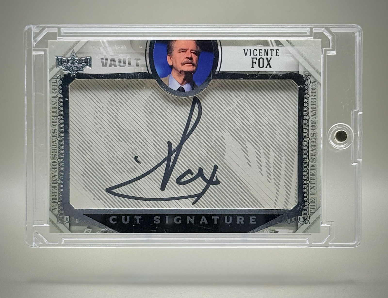 Vicente Fox “Mexico President” 2022 Decision Vault #18 Cut Signature Auto SP