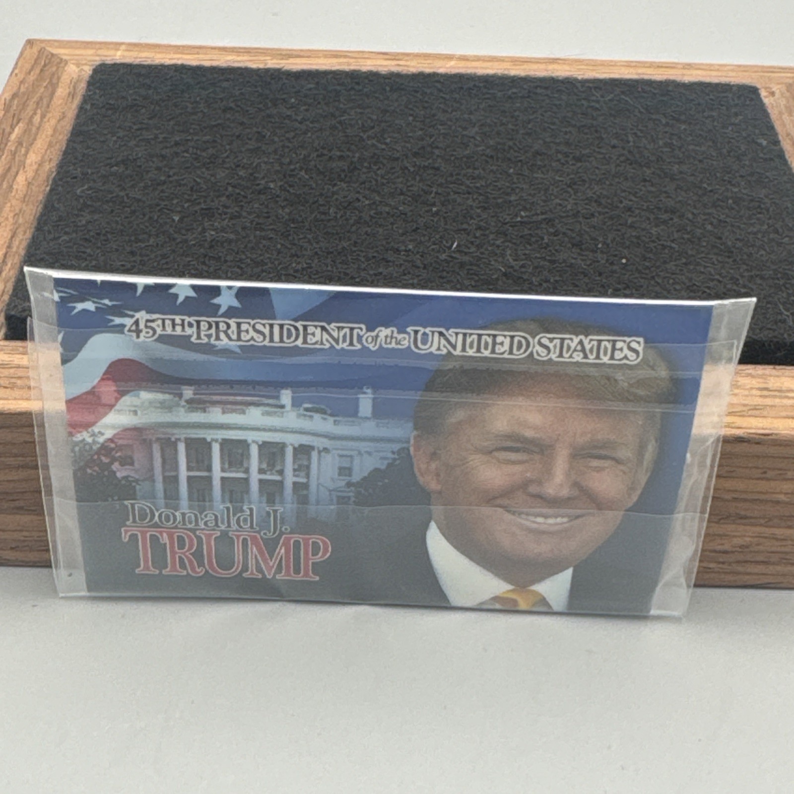 DONALD TRUMP 45th President 2016 OFFICIAL U.S. JFK Half Dollar Coin