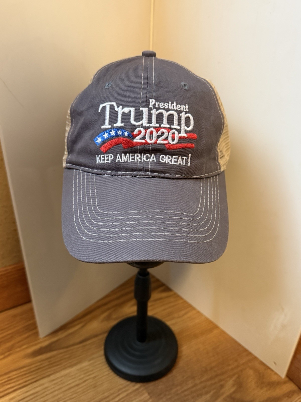 Donald Trump 2020 Keep America Great campaign SnapBack Mesh Hat United States