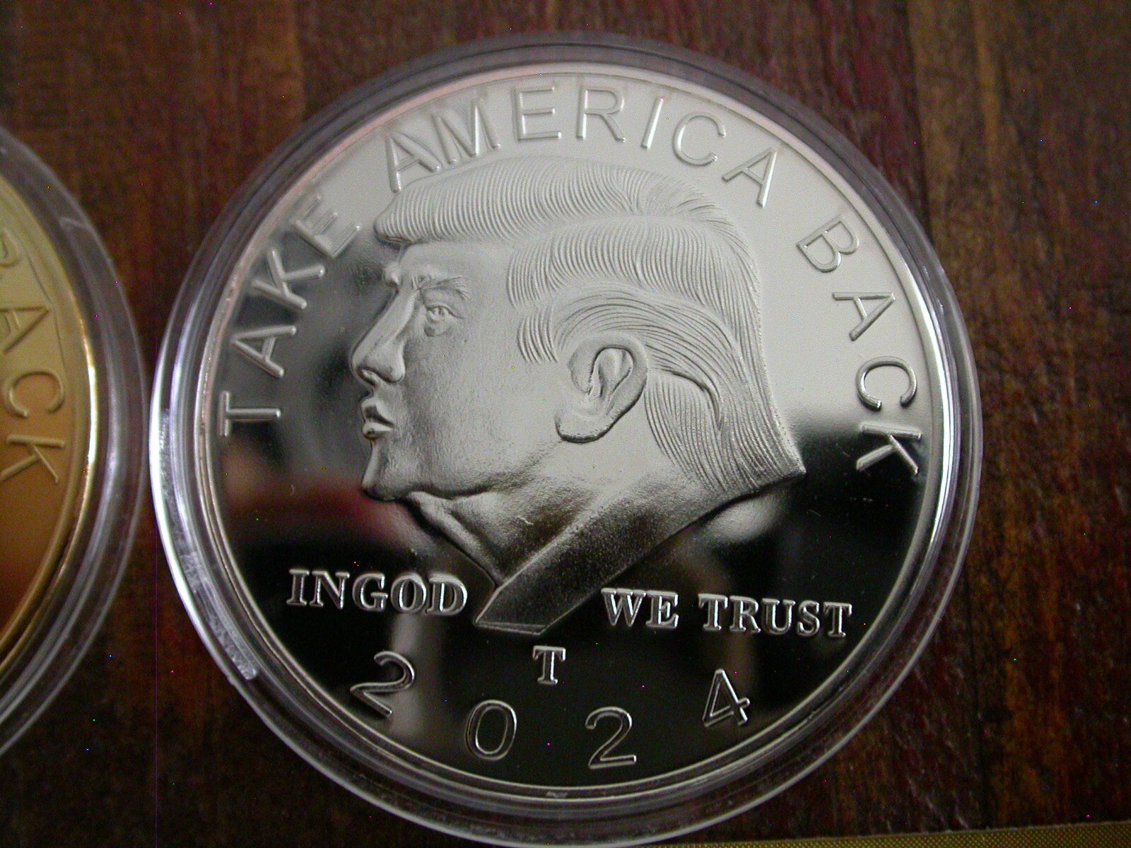 2024 President Donald Trump Commemorative Coins & Note-24K Gold & Silver Plated!