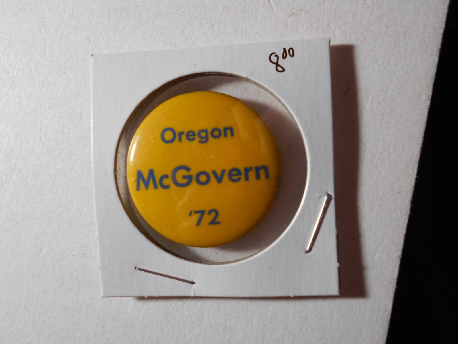 P2x0003: 1972 1-1/4″ Oregon McGovern ’72 cello pinback button