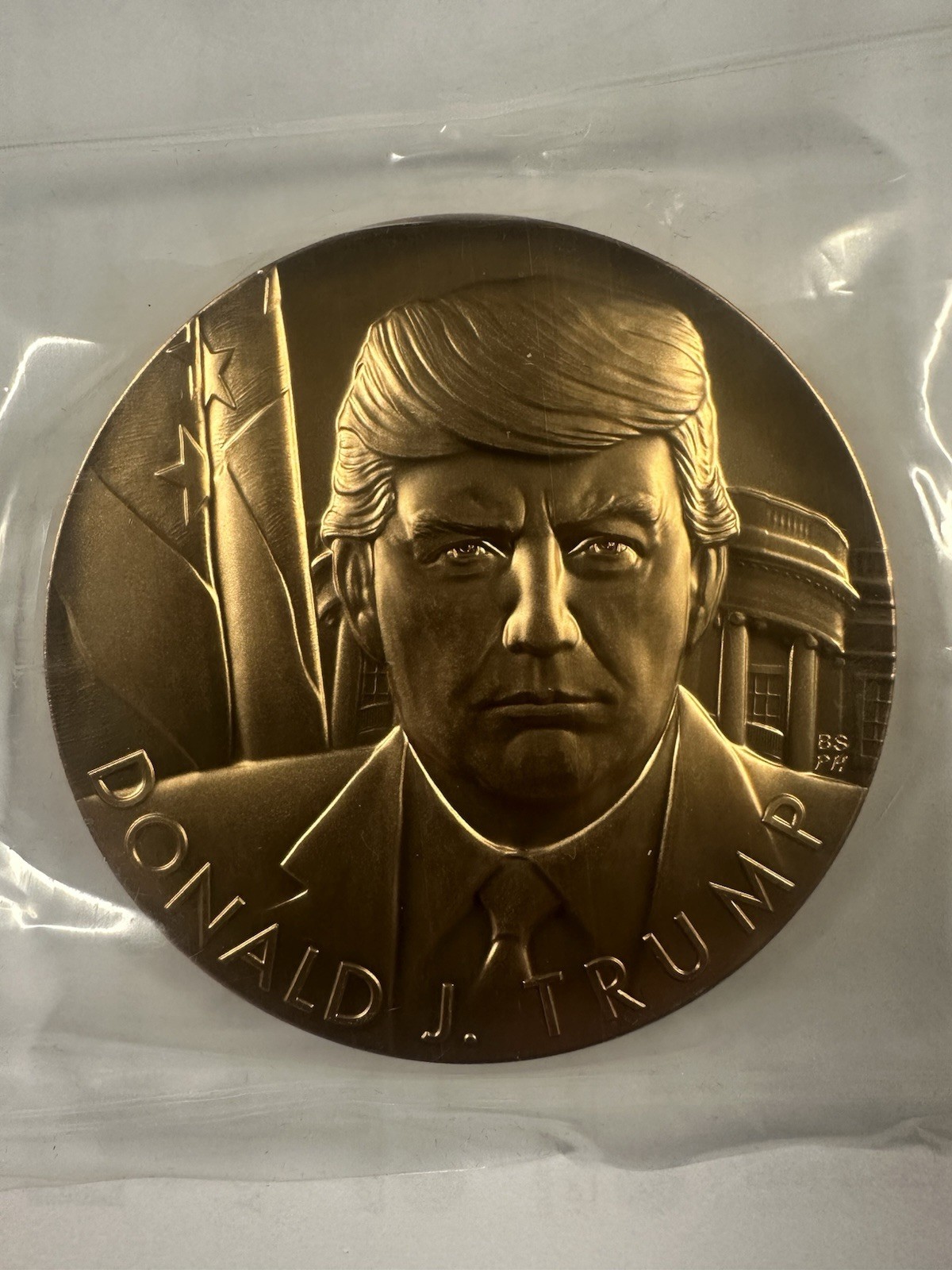 🔥🇺🇸President Trump Bronze 3 Inch Metal🇺🇸🔥To The Forgotten Men And Women