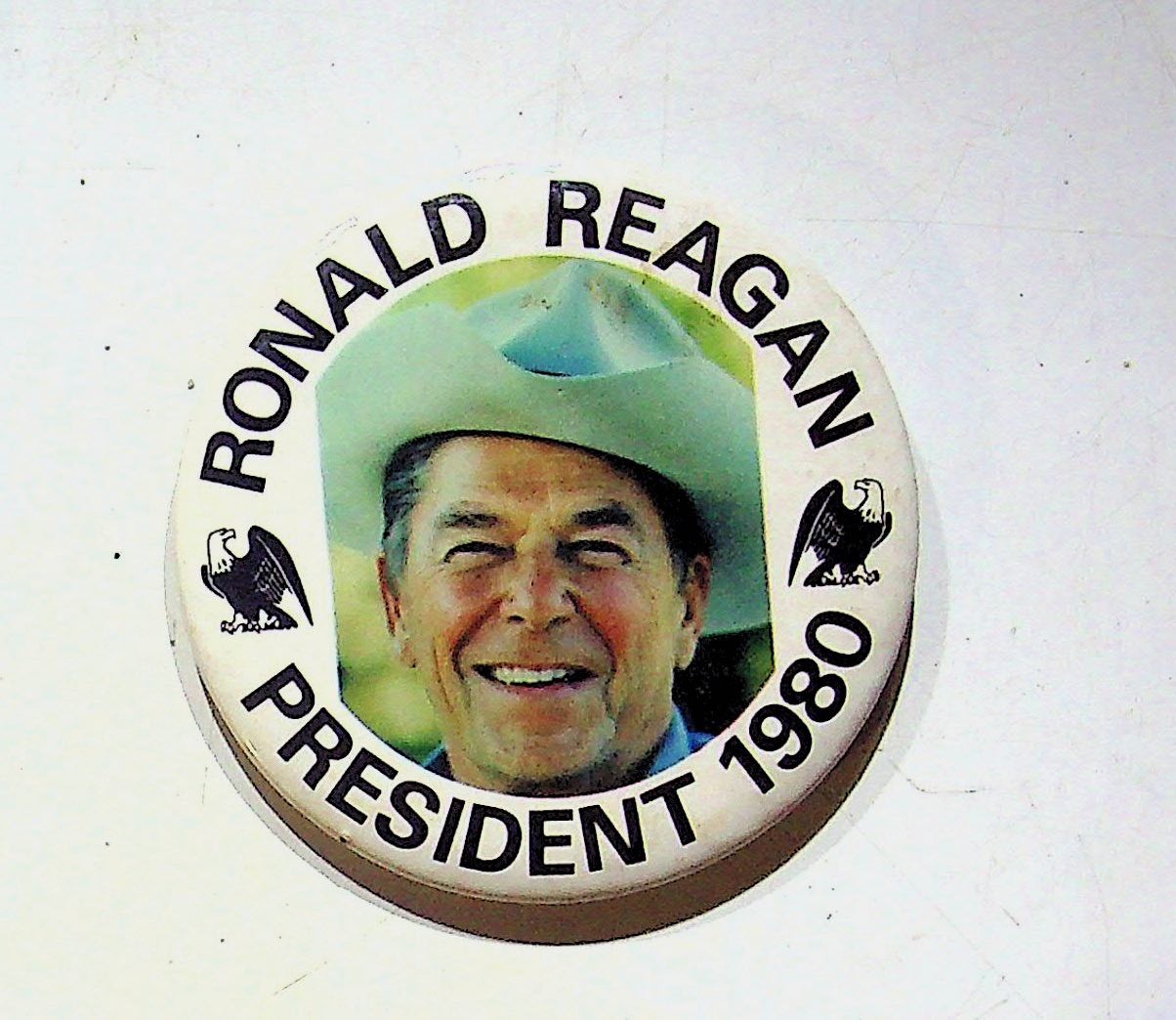 Vtg Ronald Reagan 1980 Political Campaign Button Pin Advertisement