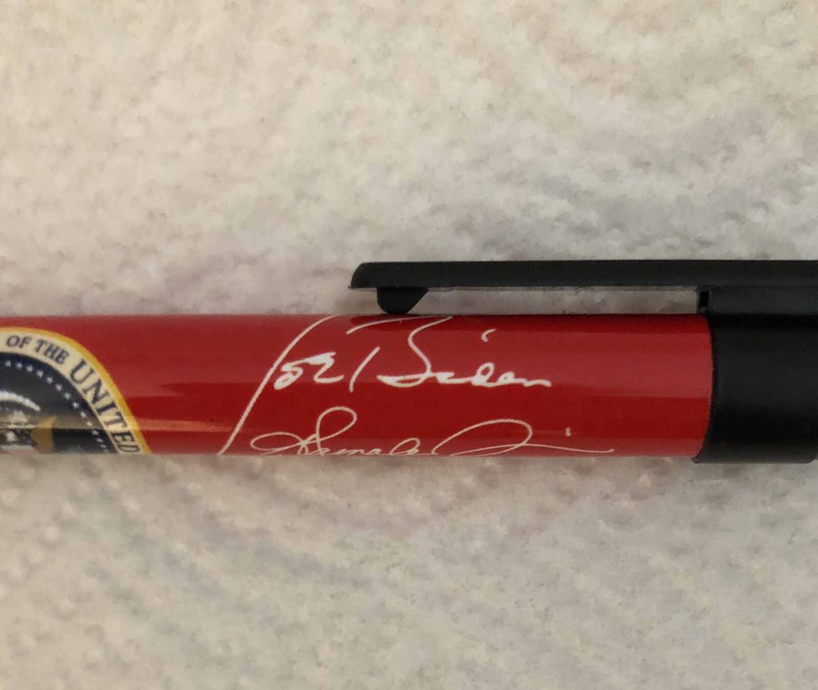 4 BIDEN HARRIS RED BLUE PENS EAGLE SEAL PRESIDENT PEN w SIGNATURE DEMOCRAT GIFT