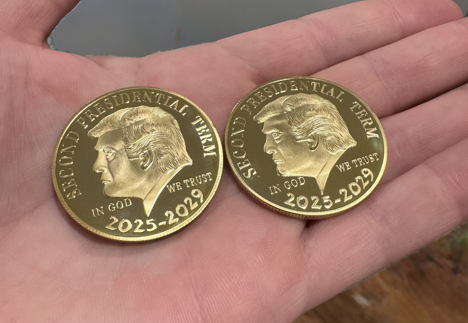 Commemorative Trump Coins Second Term 2025-2029 President Donald Trump Gold-2PC
